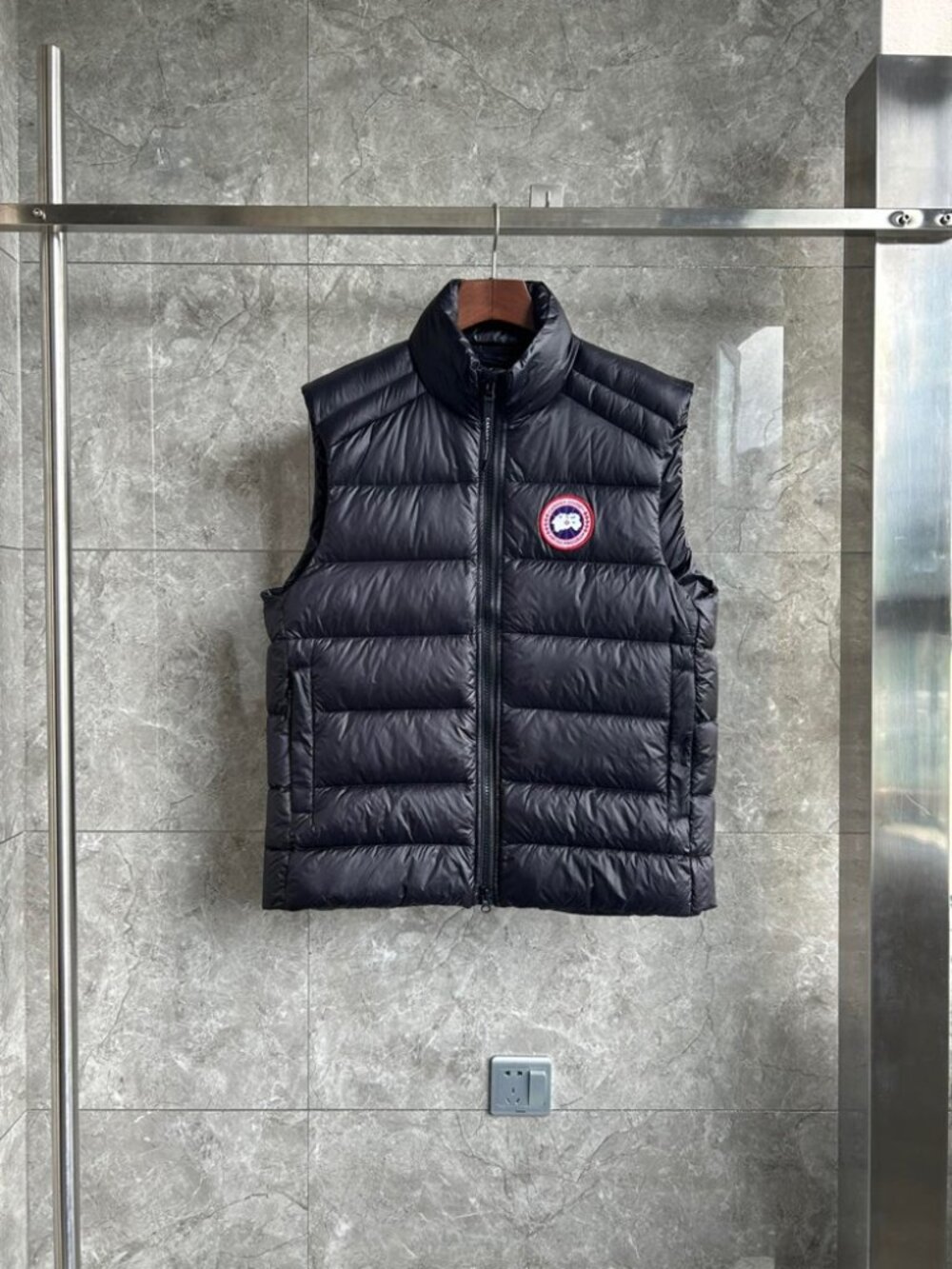 Canada Goose Black Glossy Stand-Collar Down Vest